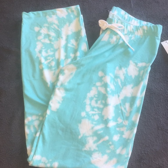 HOST PIC Sunday Funday 🌸 3 Pack of Lounge Pants - Picture 3 of 4